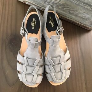 Swedish Hasbeens grey clog sandals